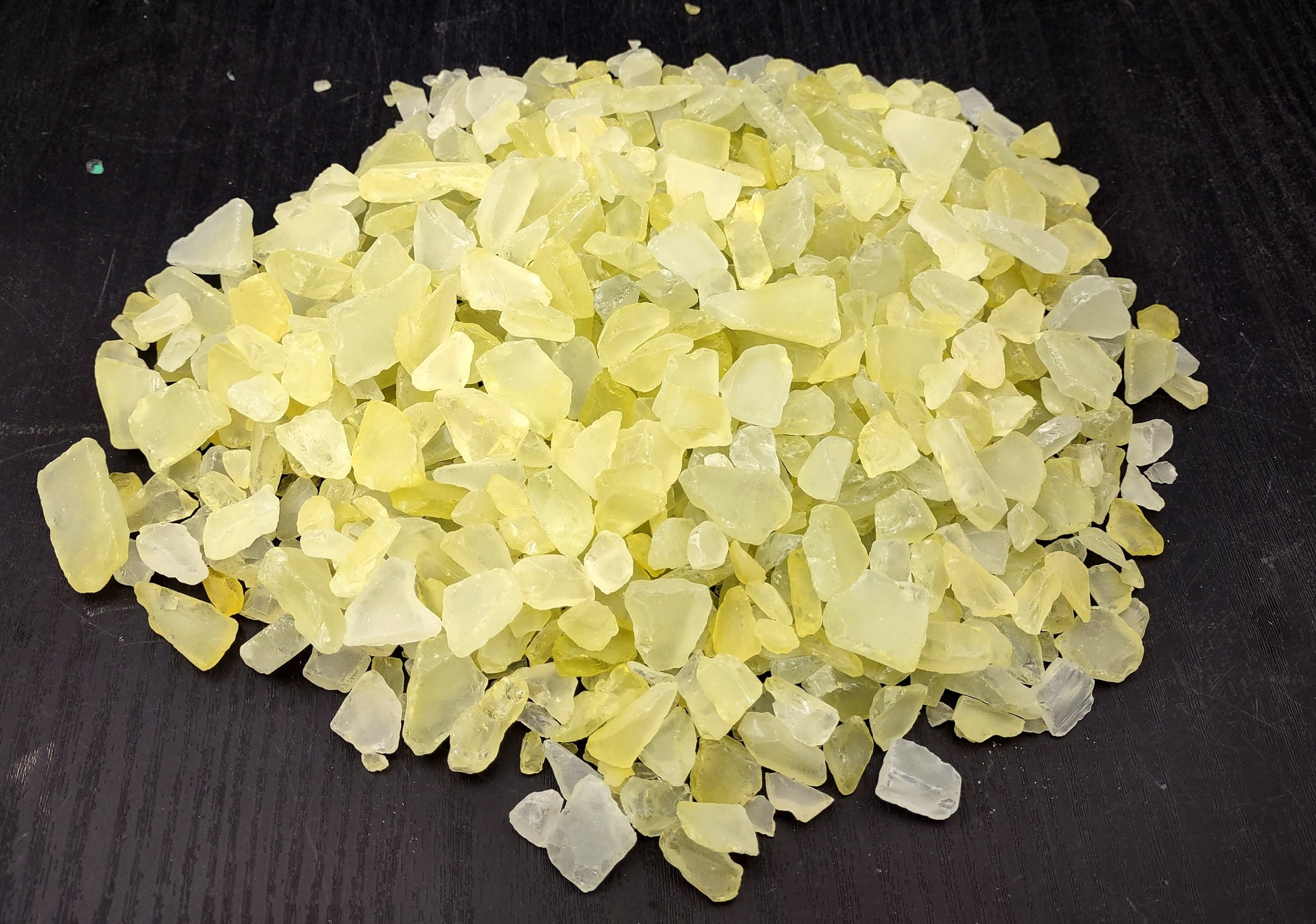 Beach Sea Glass Rough Yellow Green Medium Tumbled (approx. 1 kilogram 0.5-1+ inches) Man made frosted sea glass fragments. Copyright 2024 seashellsupply.com