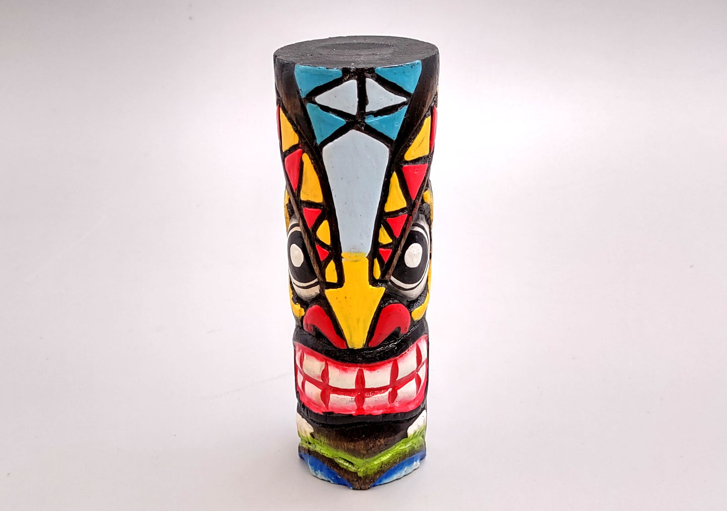 Painted Wooden Tiki Totem (1 pole approx. 6 inches tall) A fun unique touch of colorful Island table décor!