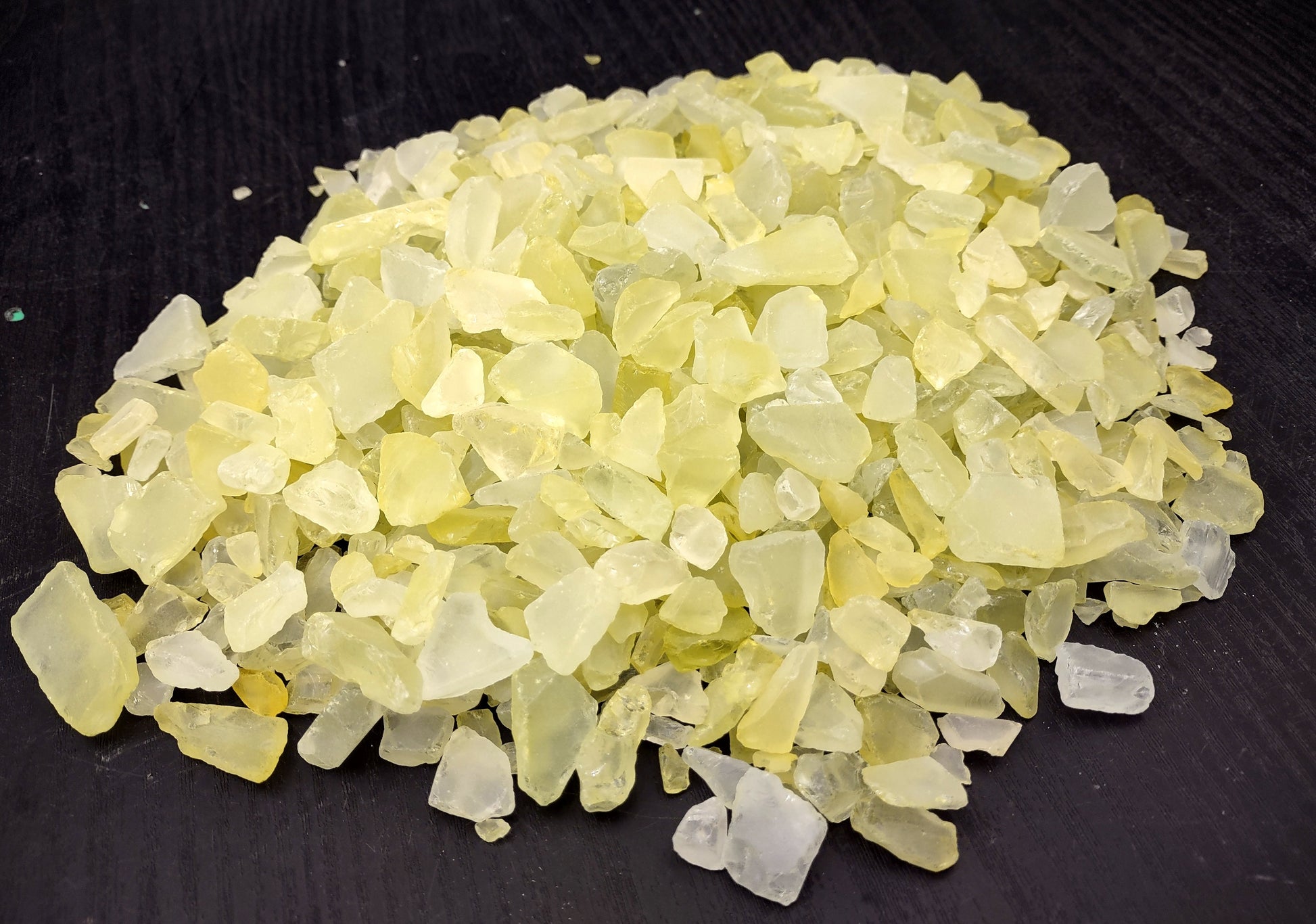 Beach Sea Glass Rough Yellow Green Medium Tumbled (approx. 1 kilogram 0.5-1+ inches) Man made frosted sea glass fragments. Copyright 2024 seashellsupply.com